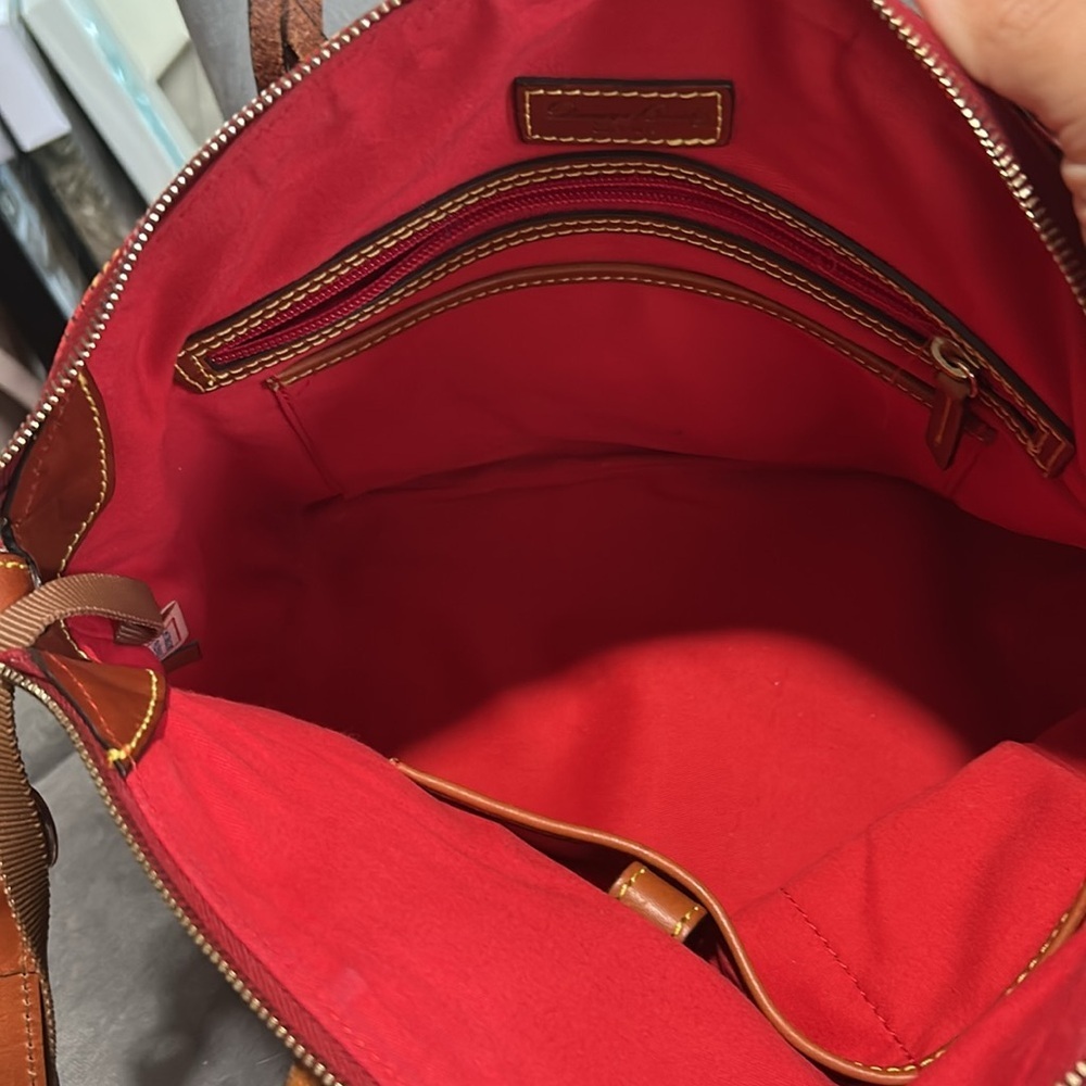 Dooney & Bourke Crossbody Bag - Picture 5 of 9